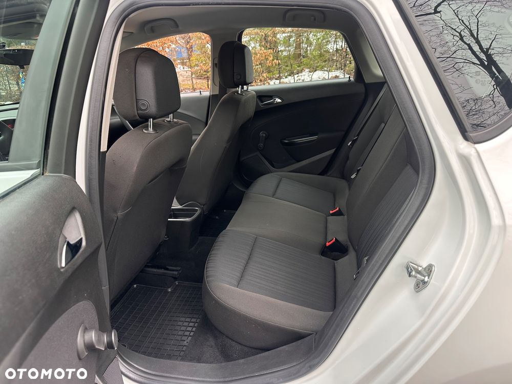 Opel Astra 1.4 ecoFLEX - 18