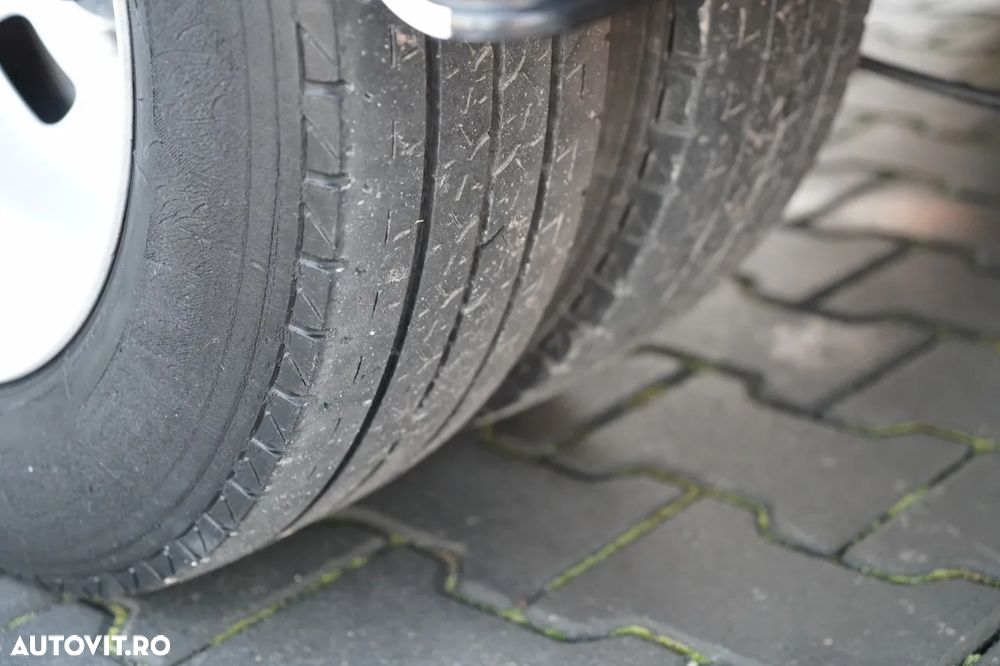 Iveco DAILY 35-130 / FRIGIDER / UNITATE SUPORT / HALOGEN DHOLLANDIA / AUTOMAT / DUBLU / - 17