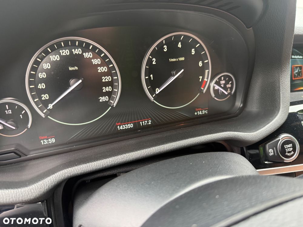 BMW X3 xDrive28i xLine - 32