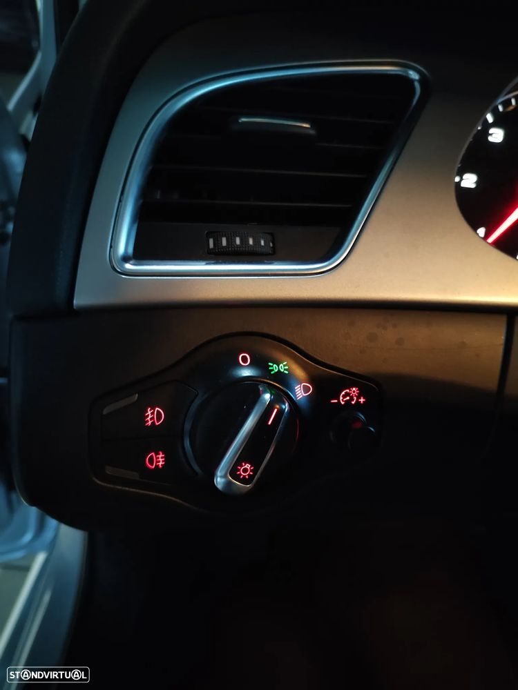 Audi A4 Avant 2.0 TDi S Edition S-line - 24