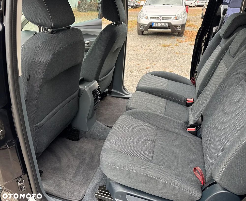 Ford Grand C-MAX 1.6 Titanium - 26