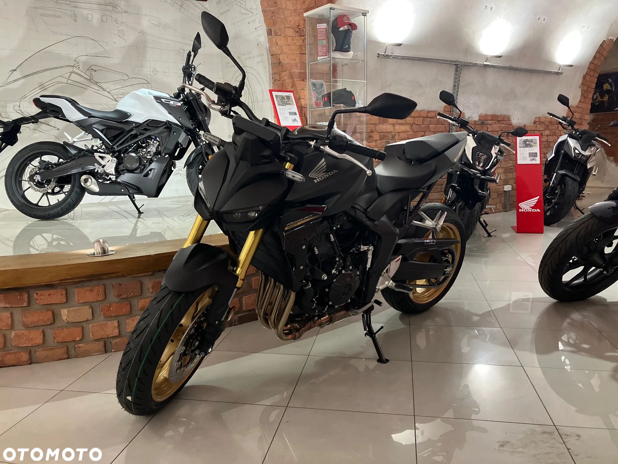 Honda Hornet - 1