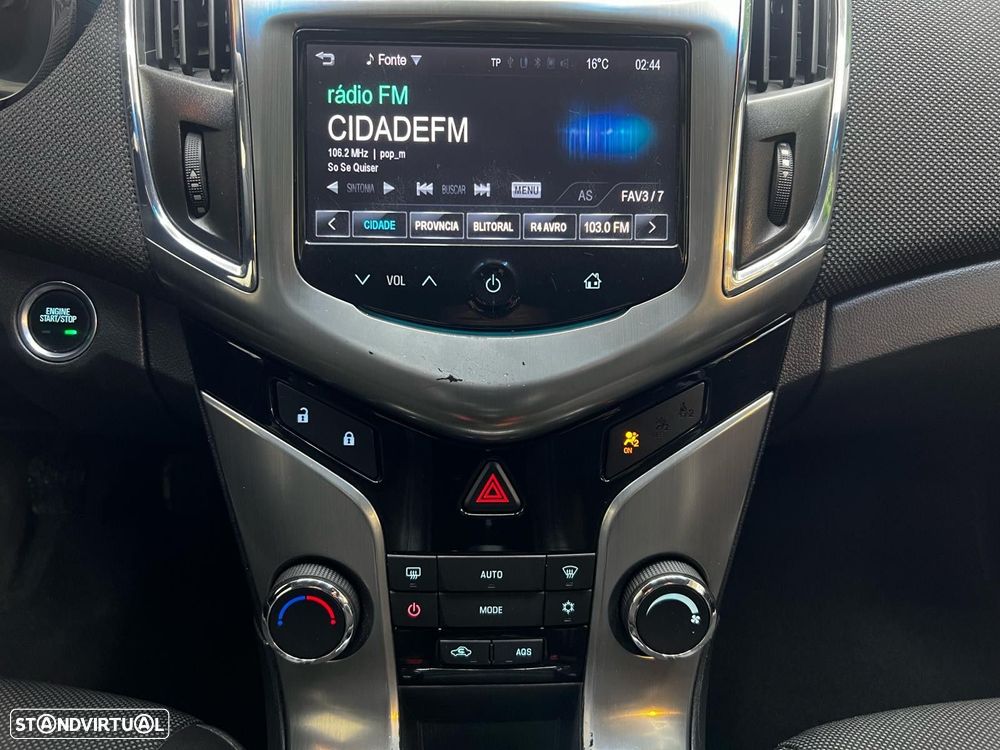Chevrolet Cruze SW 1.7 VCDi LTZ - 25