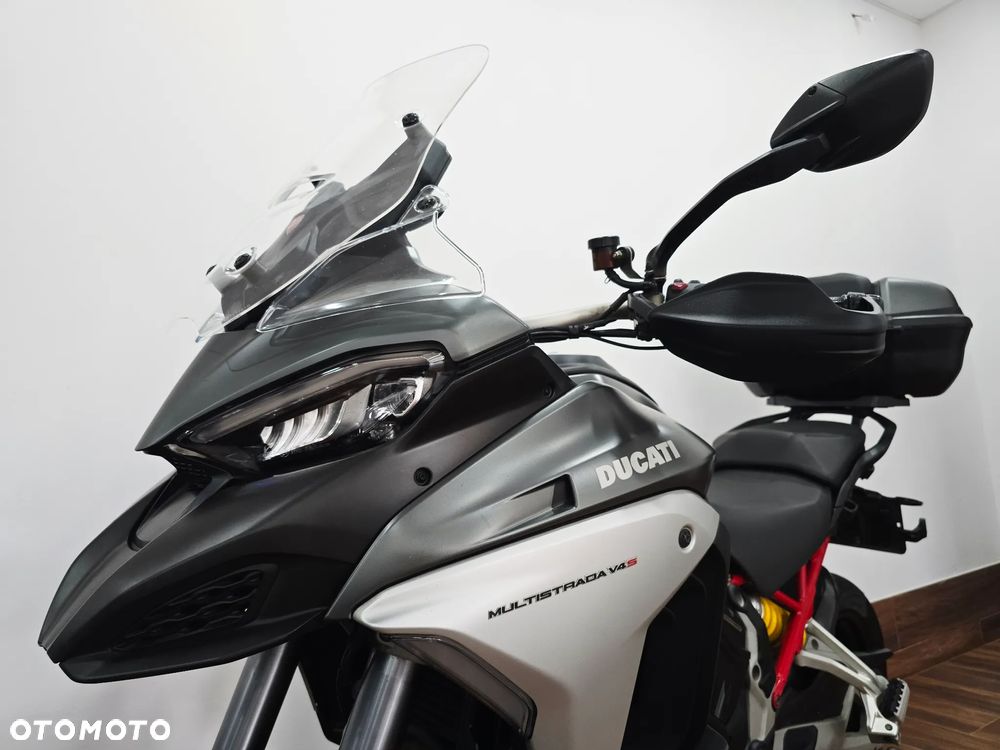 Ducati Multistrada - 4
