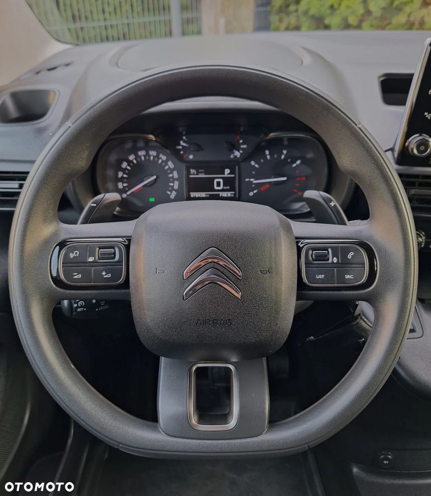 Citroën BERLINGO - 22