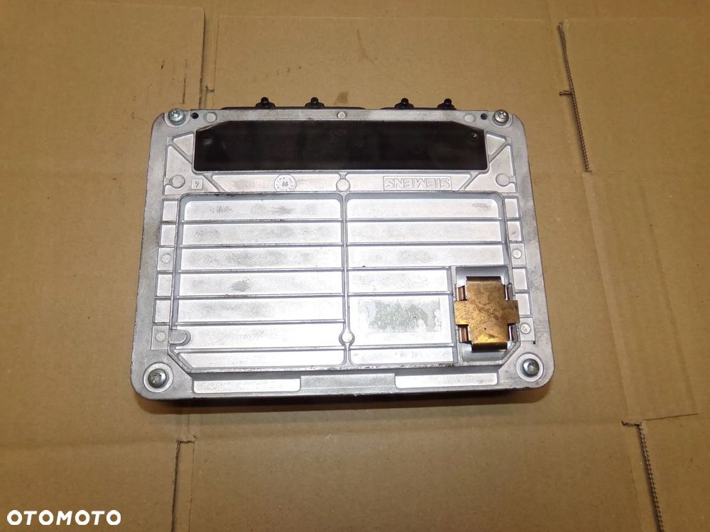 KOMPUTER SILNIKA 3B0907557B A4 B5 1.9 TDI - 2