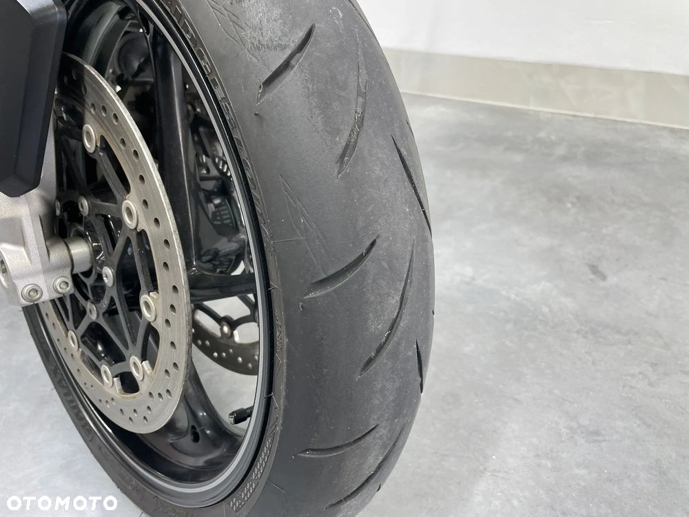 Triumph Speed Triple - 17