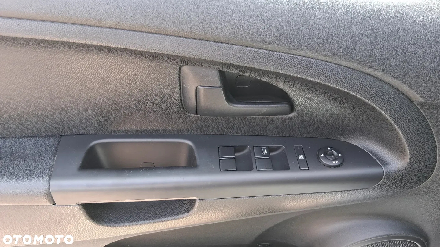 Kia Venga 1.4 CVVT Edition 7 - 19