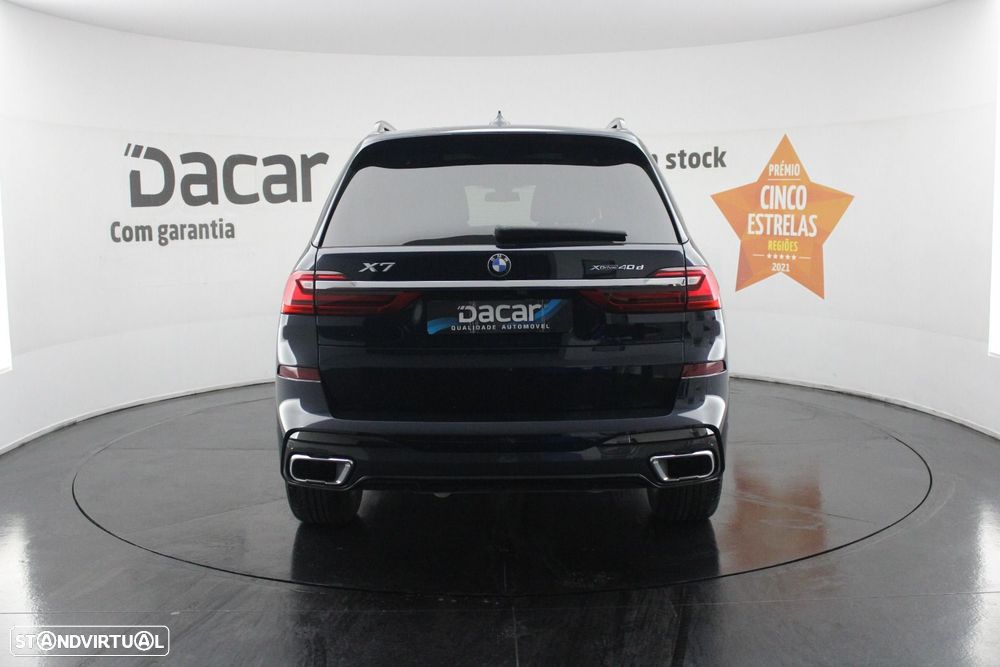 BMW X7 40 d xDrive Pack M — fotografia 7