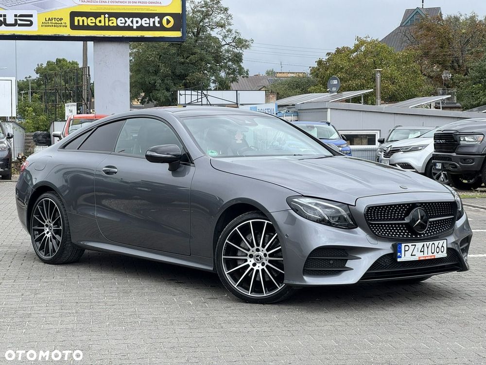 Mercedes-Benz Klasa E 200 4-Matic AMG - 19