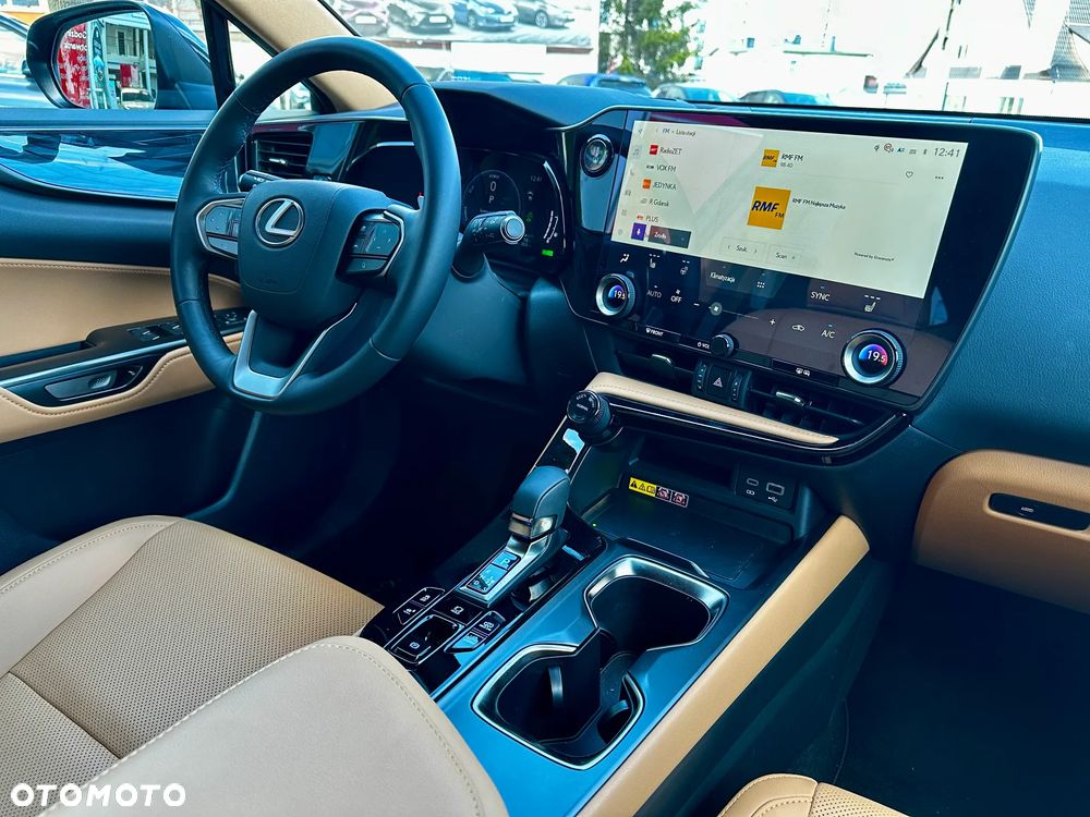 Lexus NX 450h+ Prestige AWD - 16