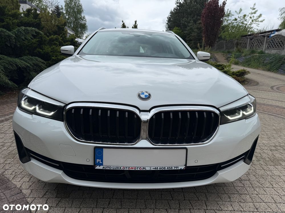 BMW Seria 5 520d M Sport Edition - 8