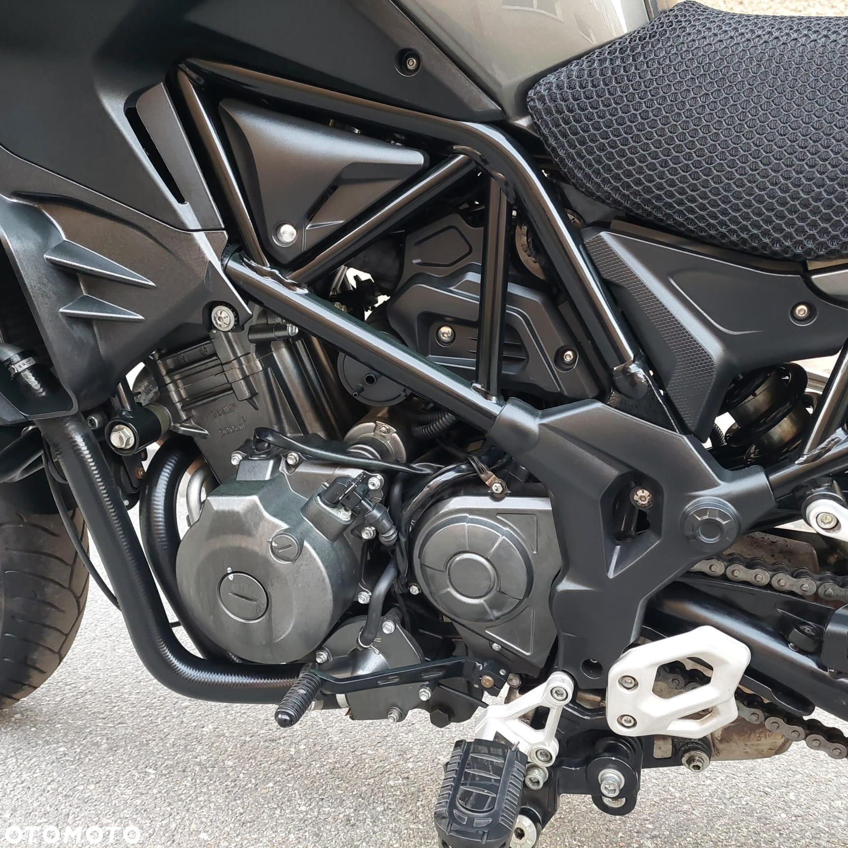 Benelli TRK 502 - 6