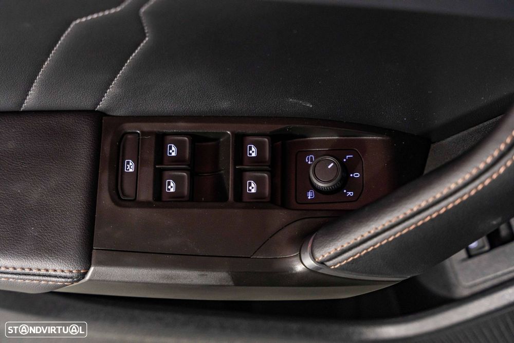 Cupra Formentor 1.4 e-Hybrid DSG - 32