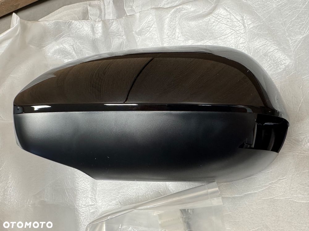 Honda Accord VIII obudowa lusterka lewa NH 731P