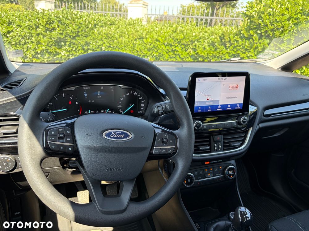 Ford Fiesta 1.1 S&S TITANIUM - 33