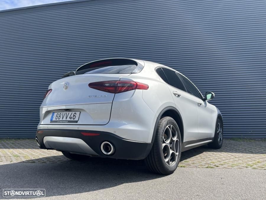 Alfa Romeo Stelvio 2.2 D Super AT8 - 52