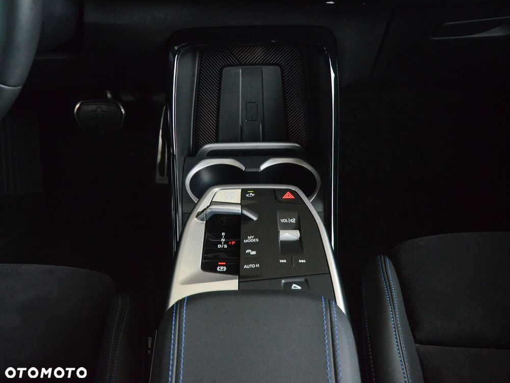BMW X1 sDrive18d M Sport - 32