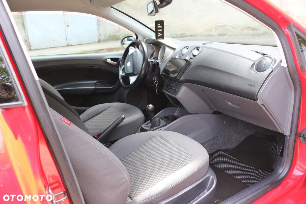 Seat Ibiza SC 1.4 16V Style - 10