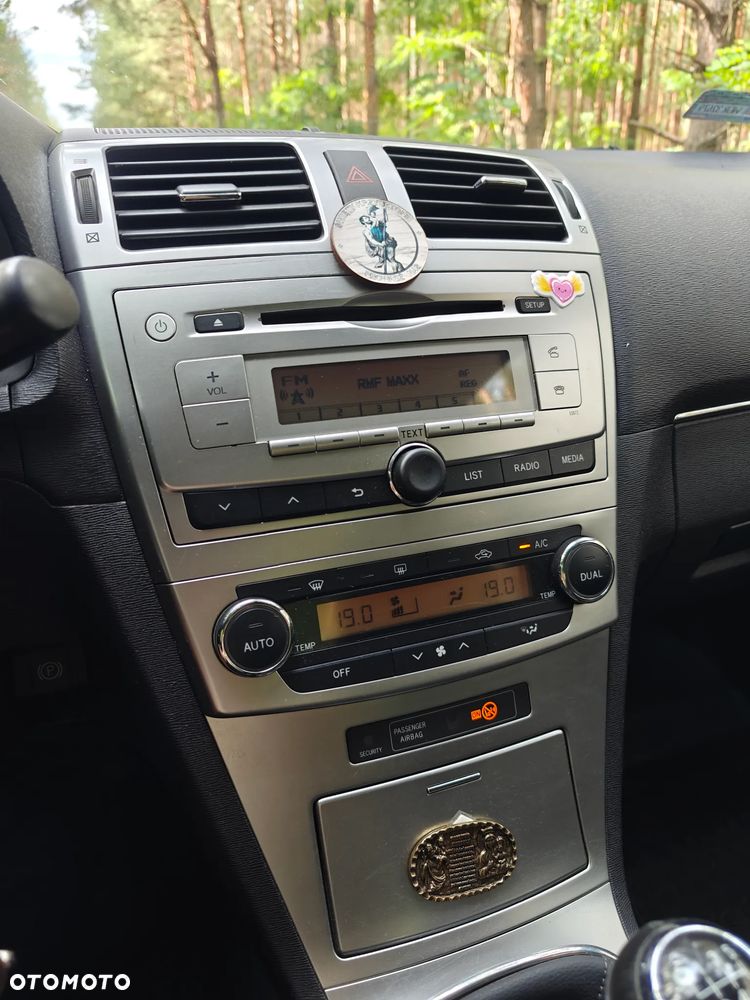 Toyota Avensis 2.0 D-4D Premium - 14
