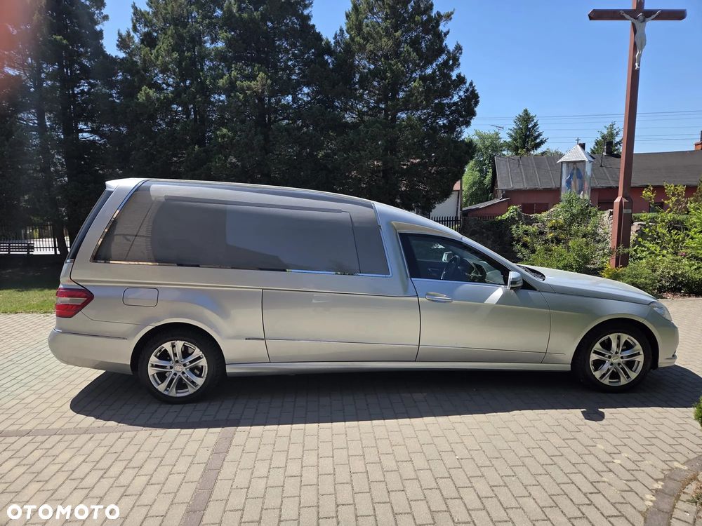 Mercedes-Benz Klasa E 250 CDI DPF BlueEFFICIENCY 7G-TRONIC Elegance - 7