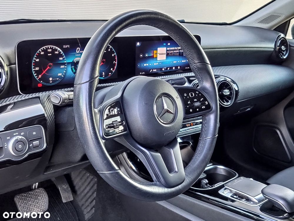 Mercedes-Benz Klasa A 200 Style 7G-DCT - 25