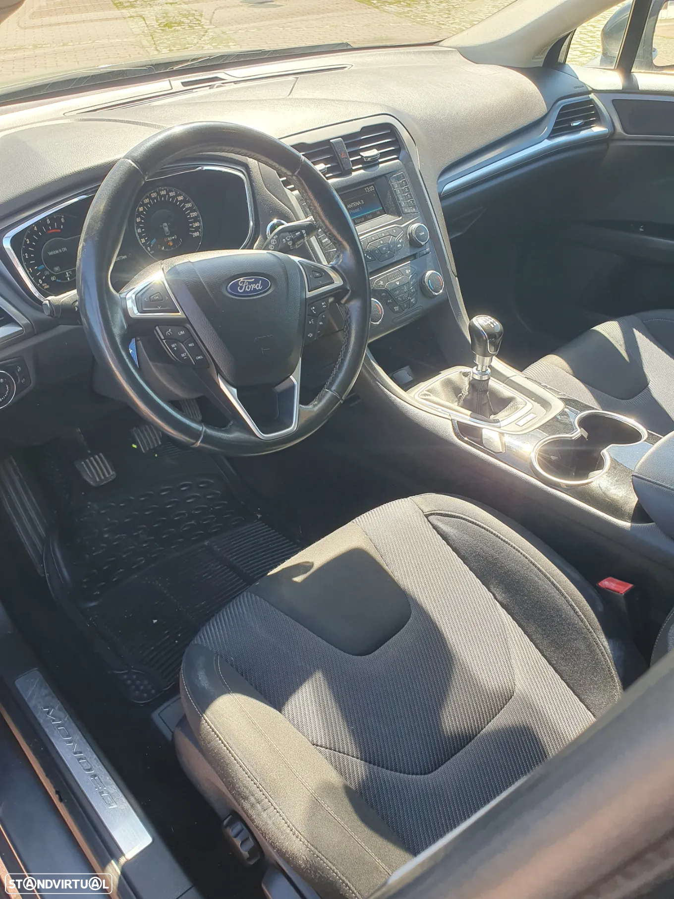 Ford Mondeo SW 2.0 TDCi Titanium - 22