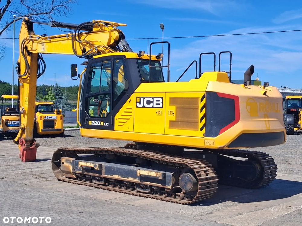 JCB 220 X LC - 3