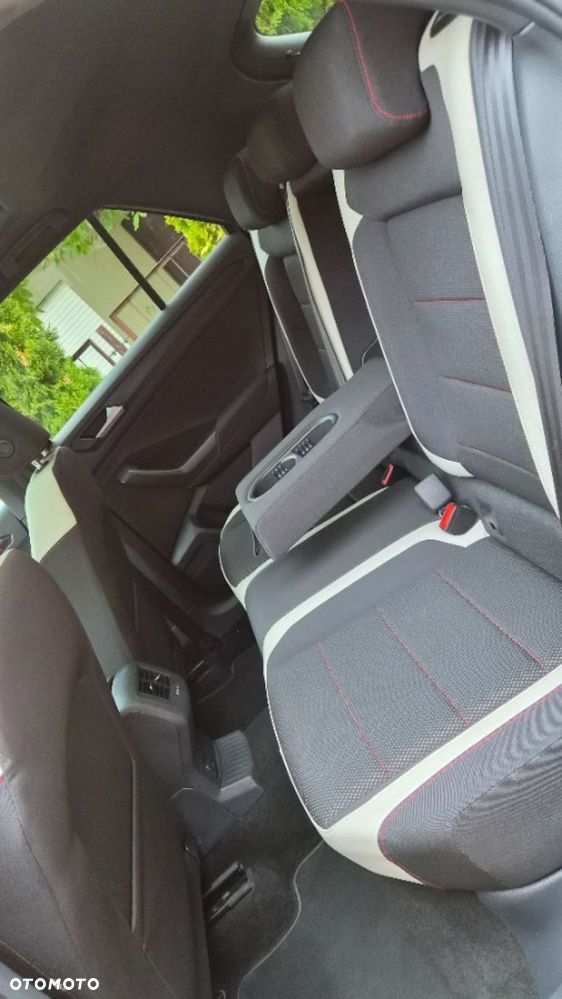 Volkswagen T-Roc 2.0 TDI SCR 4MOTION DSG Sport - 21
