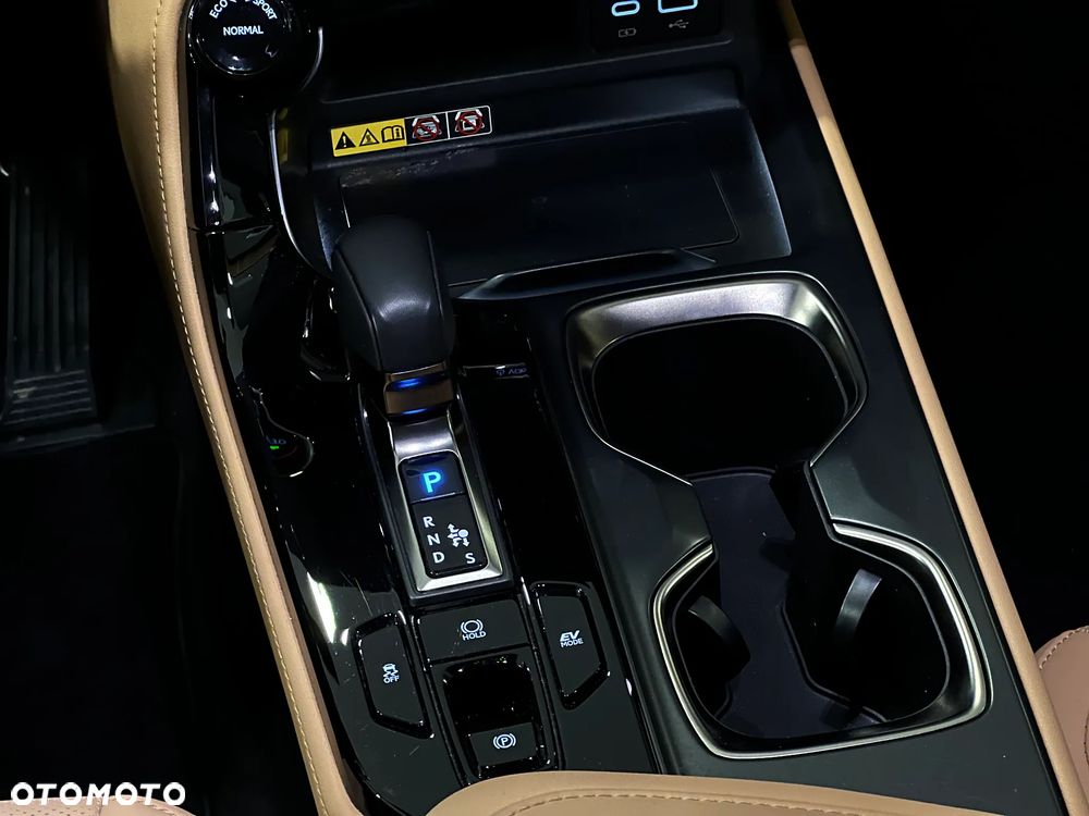 Lexus NX 350h Prestige 2WD - 16