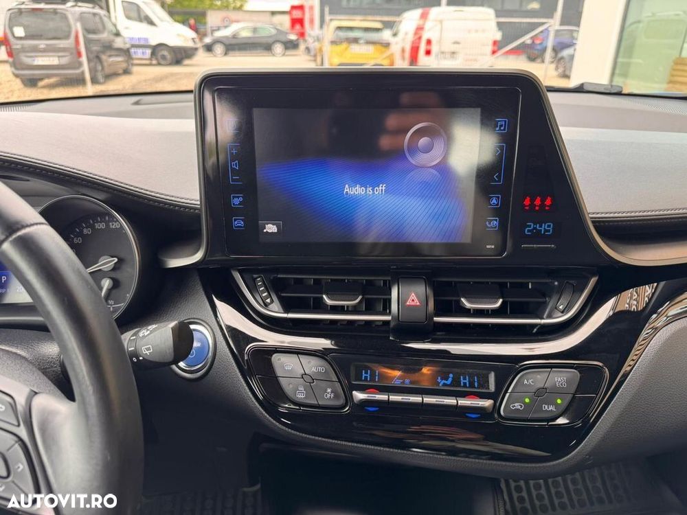 TOYOTA C-HR 2019 — imagine 14