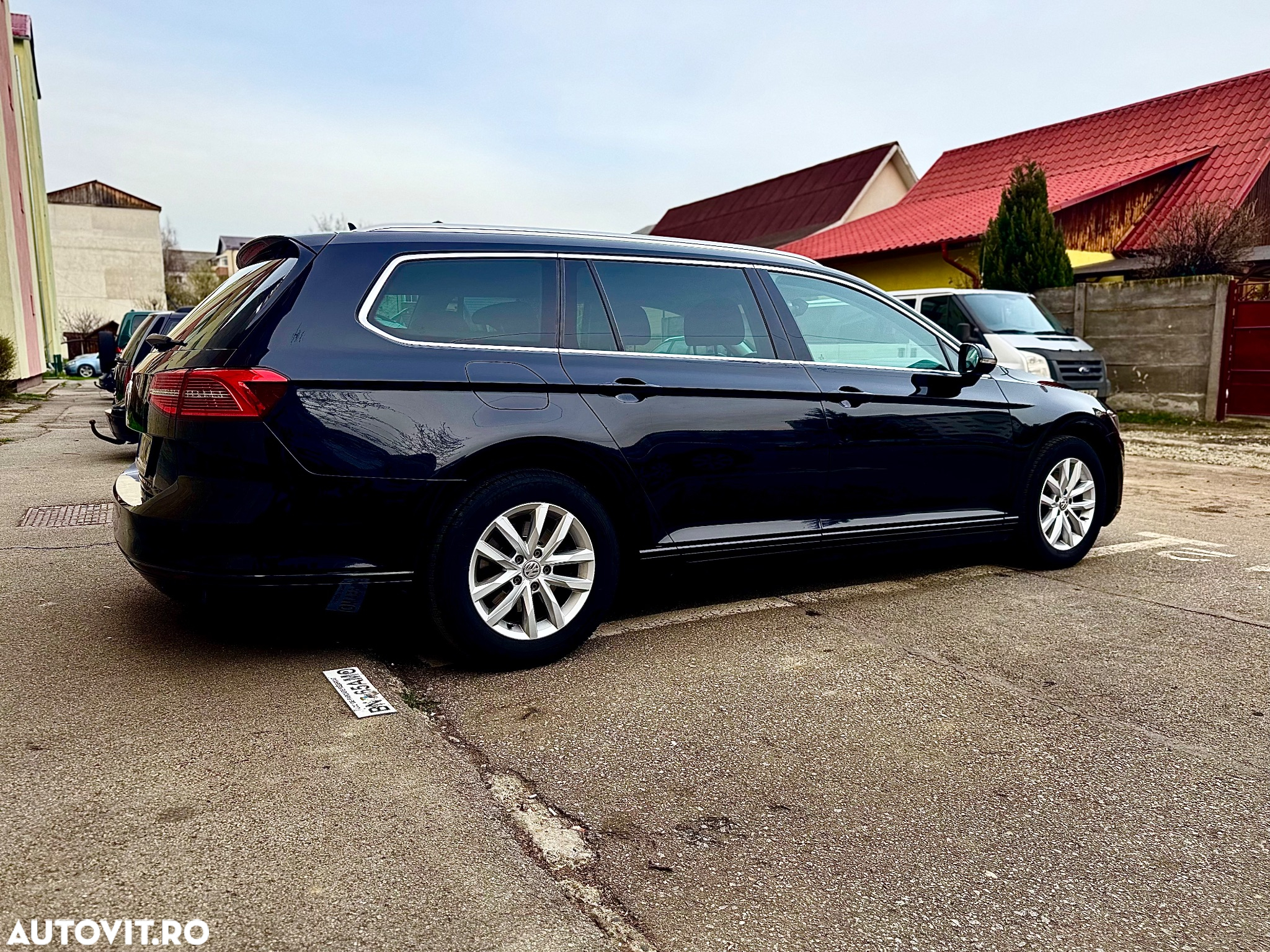 Volkswagen Passat Variant 2.0 TDI DSG Comfortline - 6
