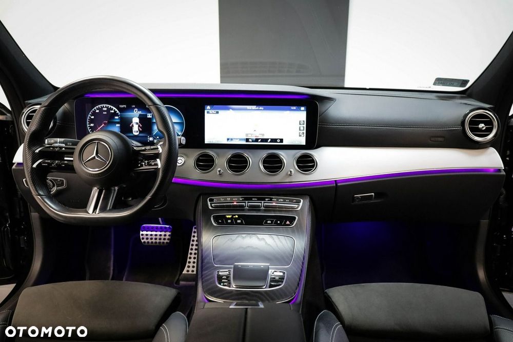 Mercedes-Benz Klasa E 220 d 4Matic 9G-TRONIC AMG Line - 14