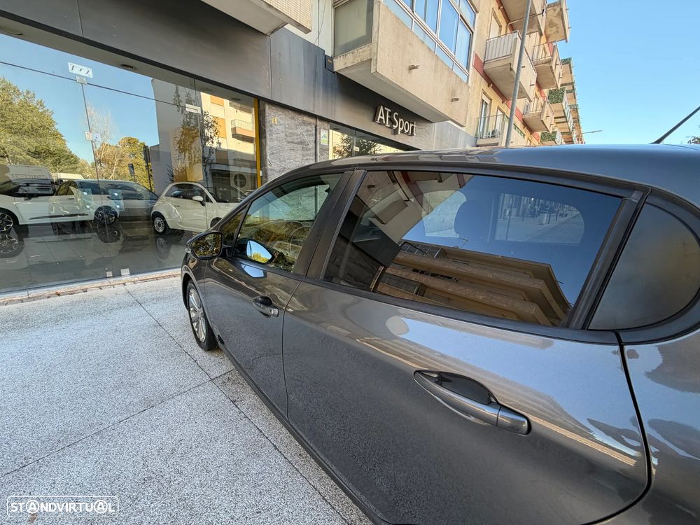 Peugeot 208 1.2 PureTech Style - 22