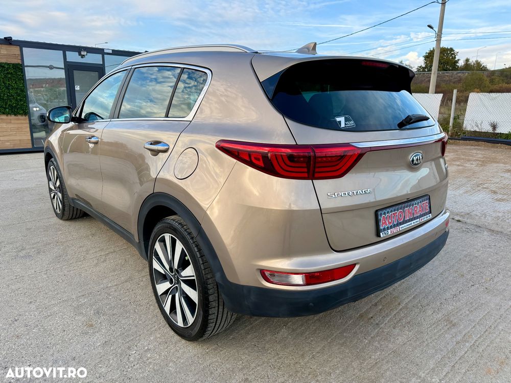 Kia Sportage 1.7 CRDI 2WD ISG Aut. Spirit - 3