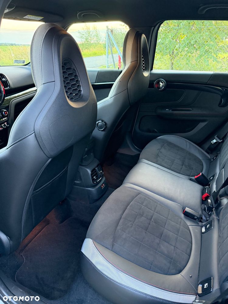MINI John Cooper Works - 13
