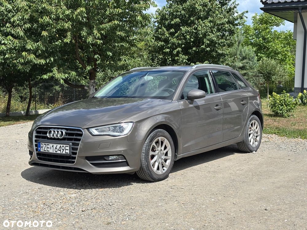 Audi A3 Sportback 1.6 TDI DPF Ambition - 1