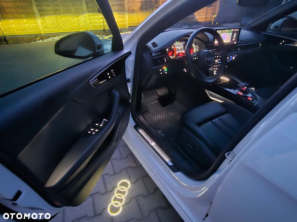 Audi A4 Limousine - 26