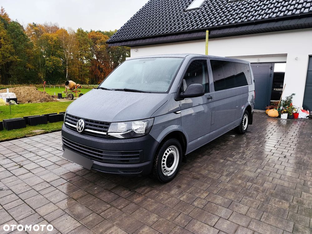 Volkswagen Transporter - 1