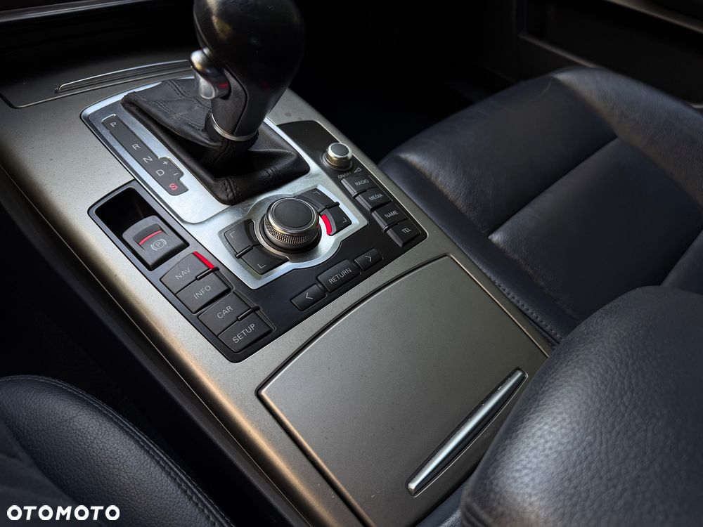 Audi A6 Avant 2.0 TDI Multitronic - 19
