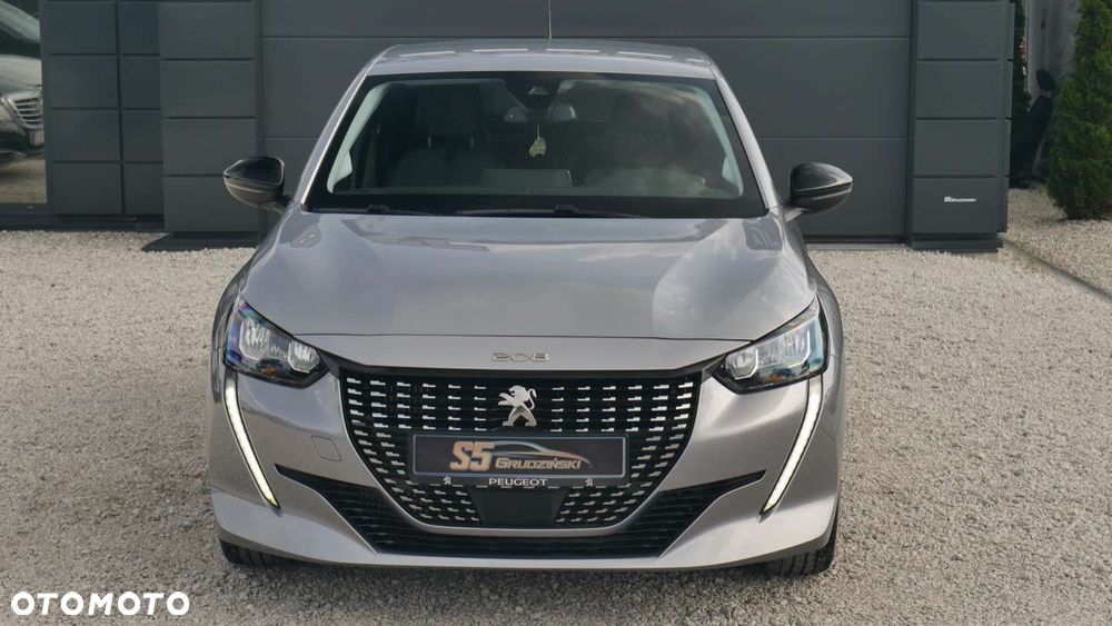 Peugeot 208 - 3