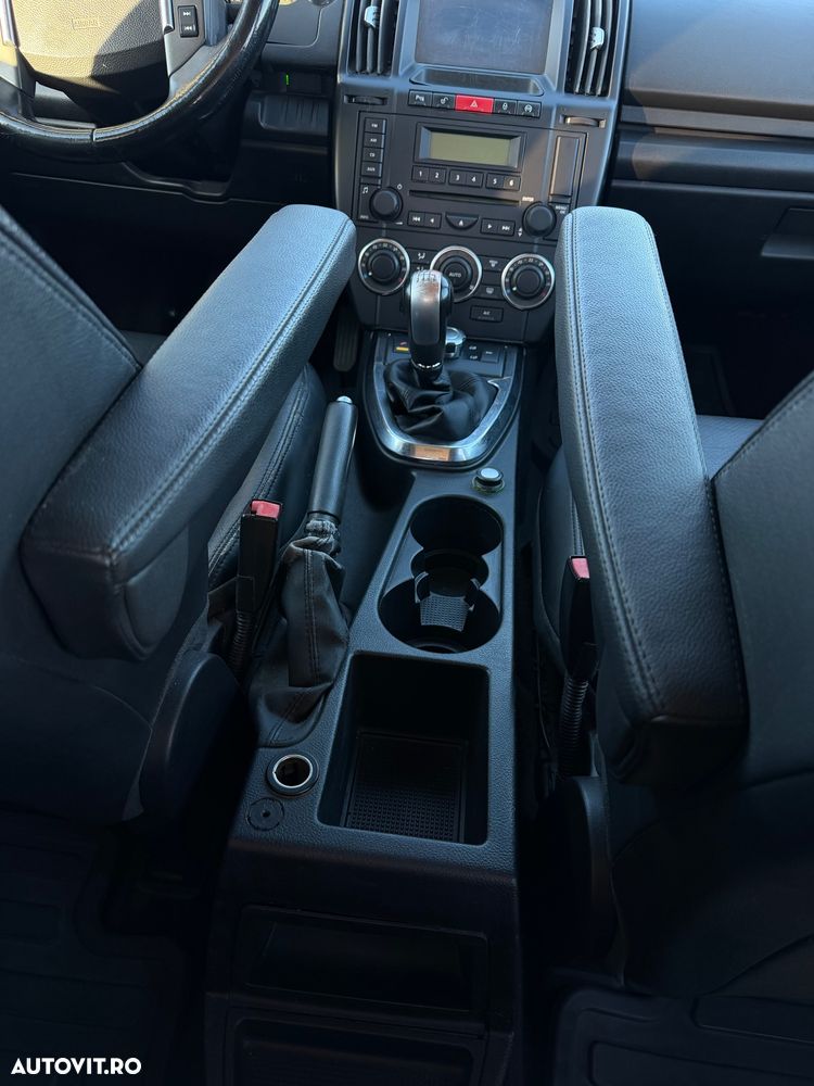 Land Rover Freelander 2 2.2L TD4 S - 12