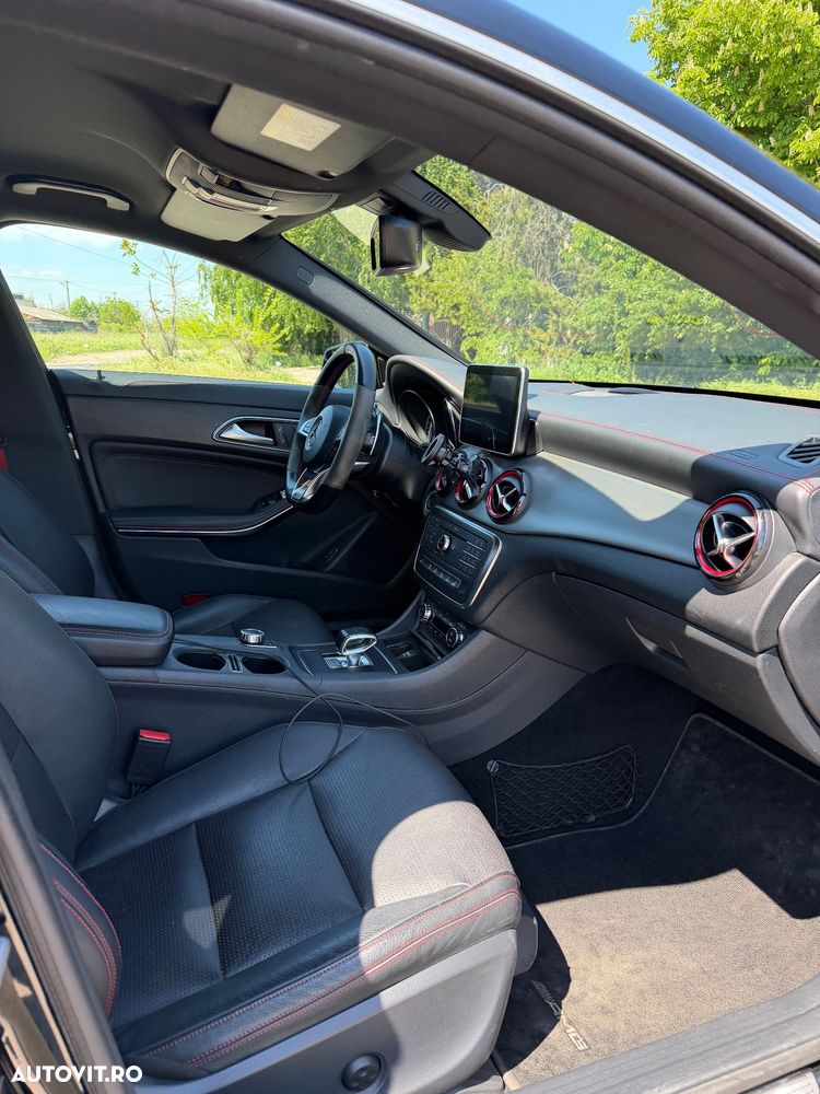 Mercedes-Benz CLA 45 AMG 4MATIC Aut. - 14