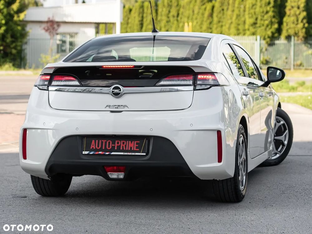 Opel Ampera - 12