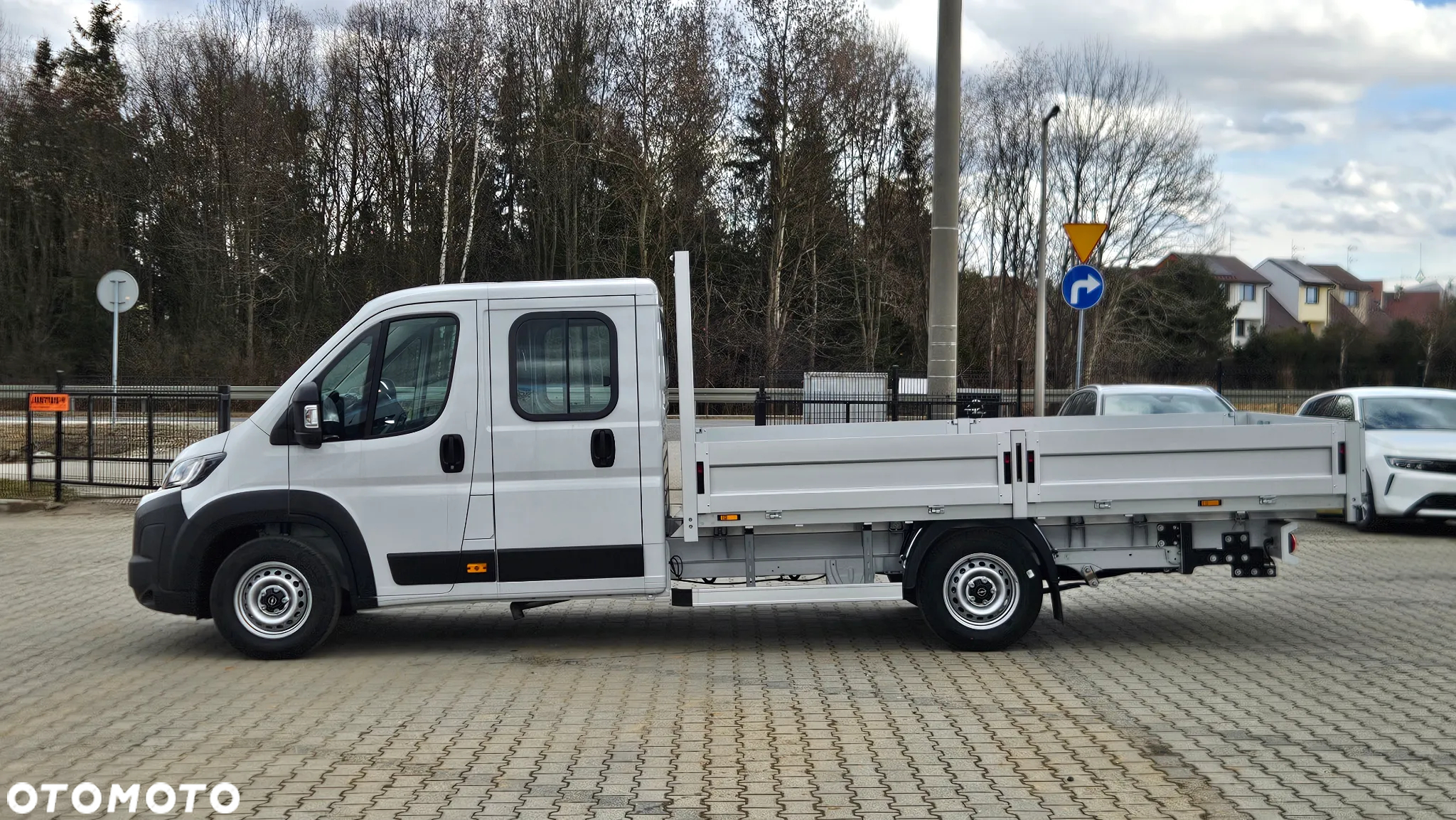 Opel Movano - 13