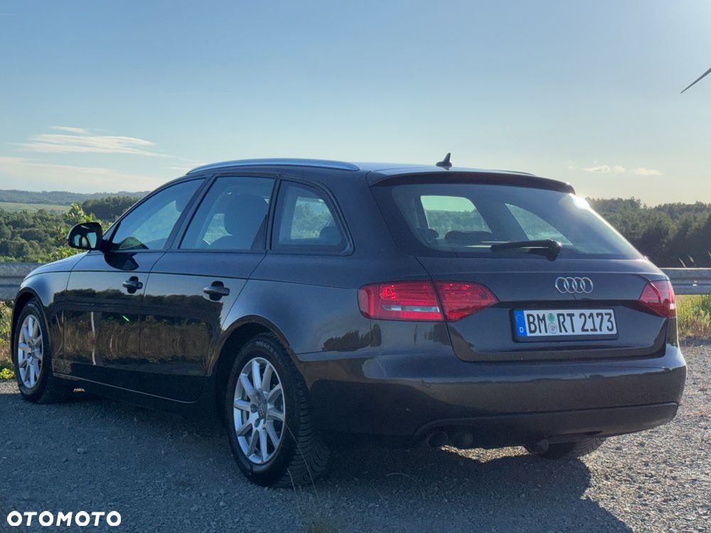 Audi A4 Avant 2.0 TDI Limited Edition - 10