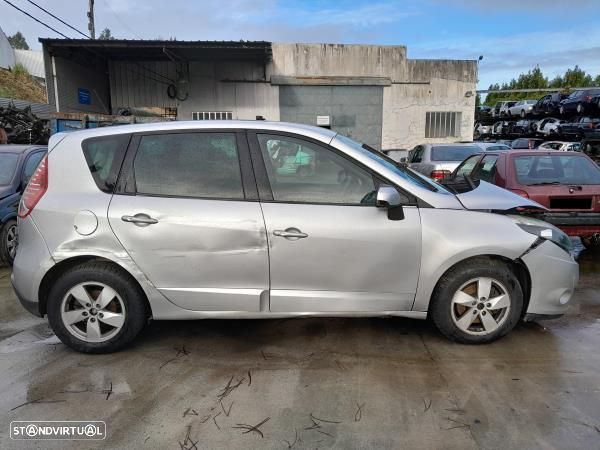 Para Peças Renault Scénic Iii (Jz0/1_) - 2