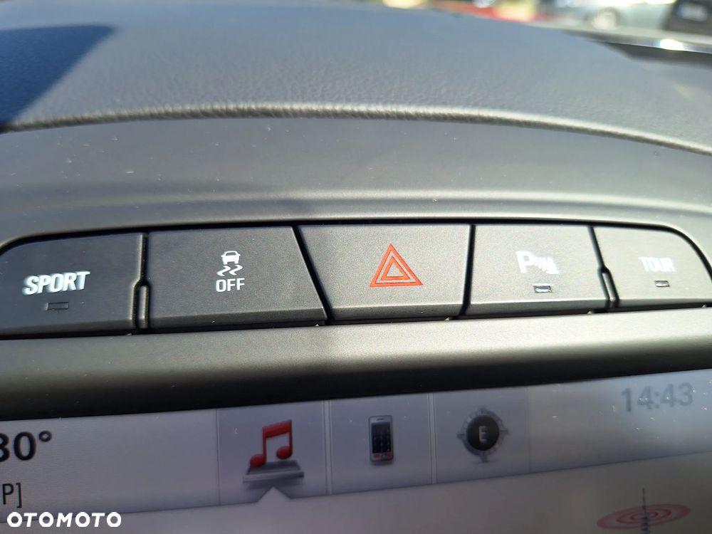 Opel Insignia 2.0 Turbo 4x4 Edition - 32