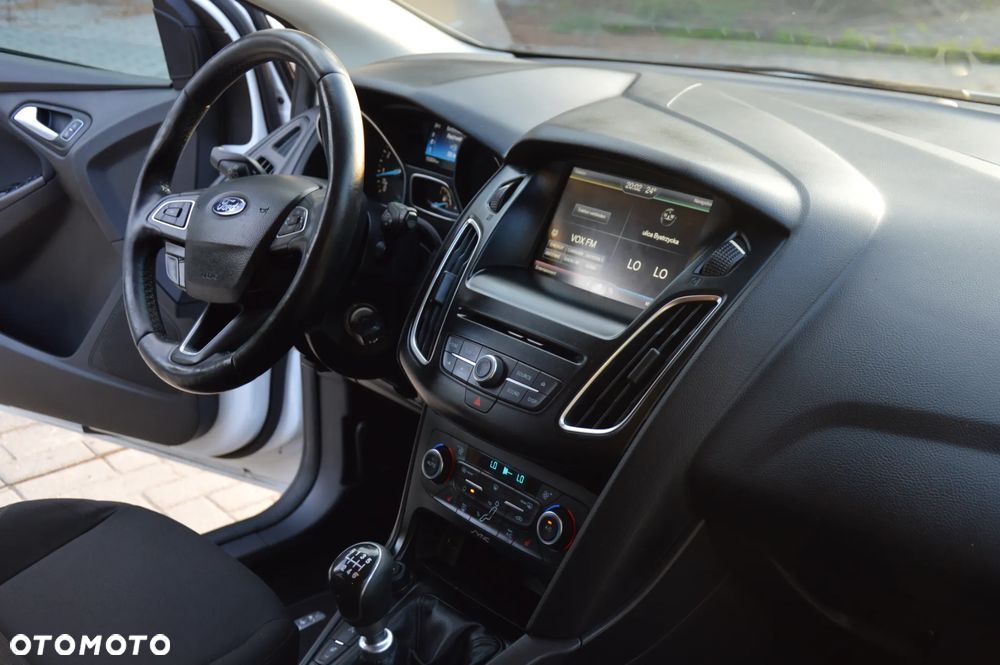 Ford Focus 1.0 EcoBoost Gold X (Edition) - 15