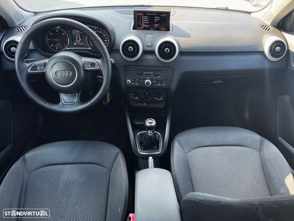 Audi A1 Sportback 1.6 TDI S-line - 9